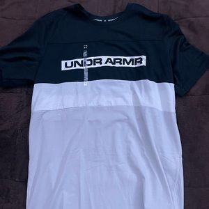 Medium Under Armour Shirt